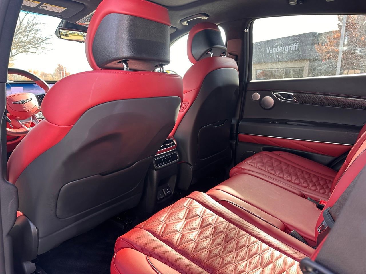 Used 2025 Genesis GV80 3.5T e-SC image 16