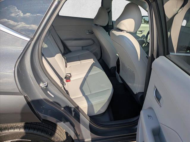 Used 2024 Hyundai Kona Limited FWD image 18