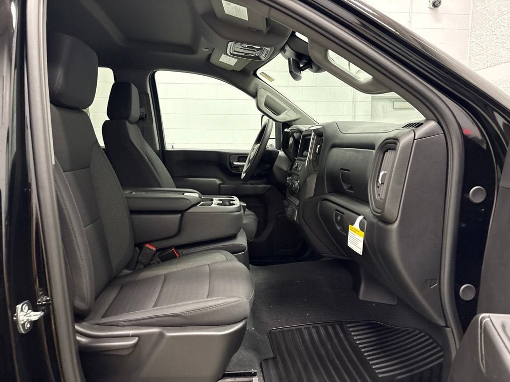 New 2026 Chevrolet Silverado 2500 Custom w/ Custom Convenience Package AWD/4WD image 36