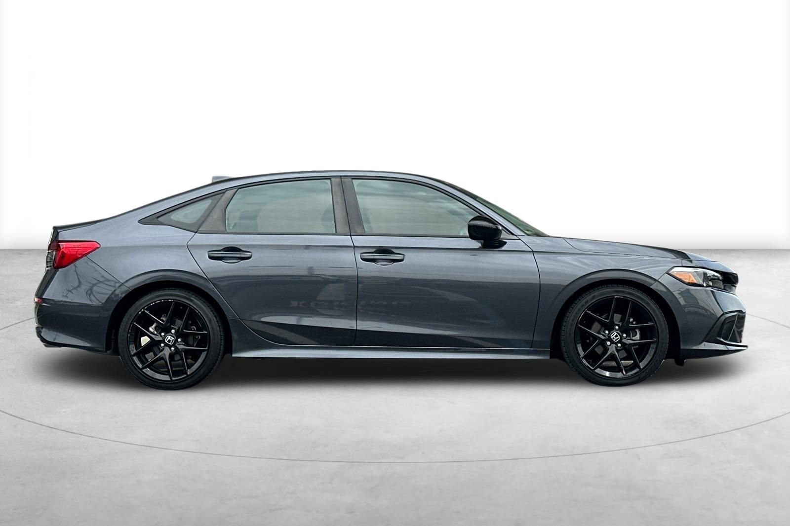 Used 2022 Honda Civic Sport image 7