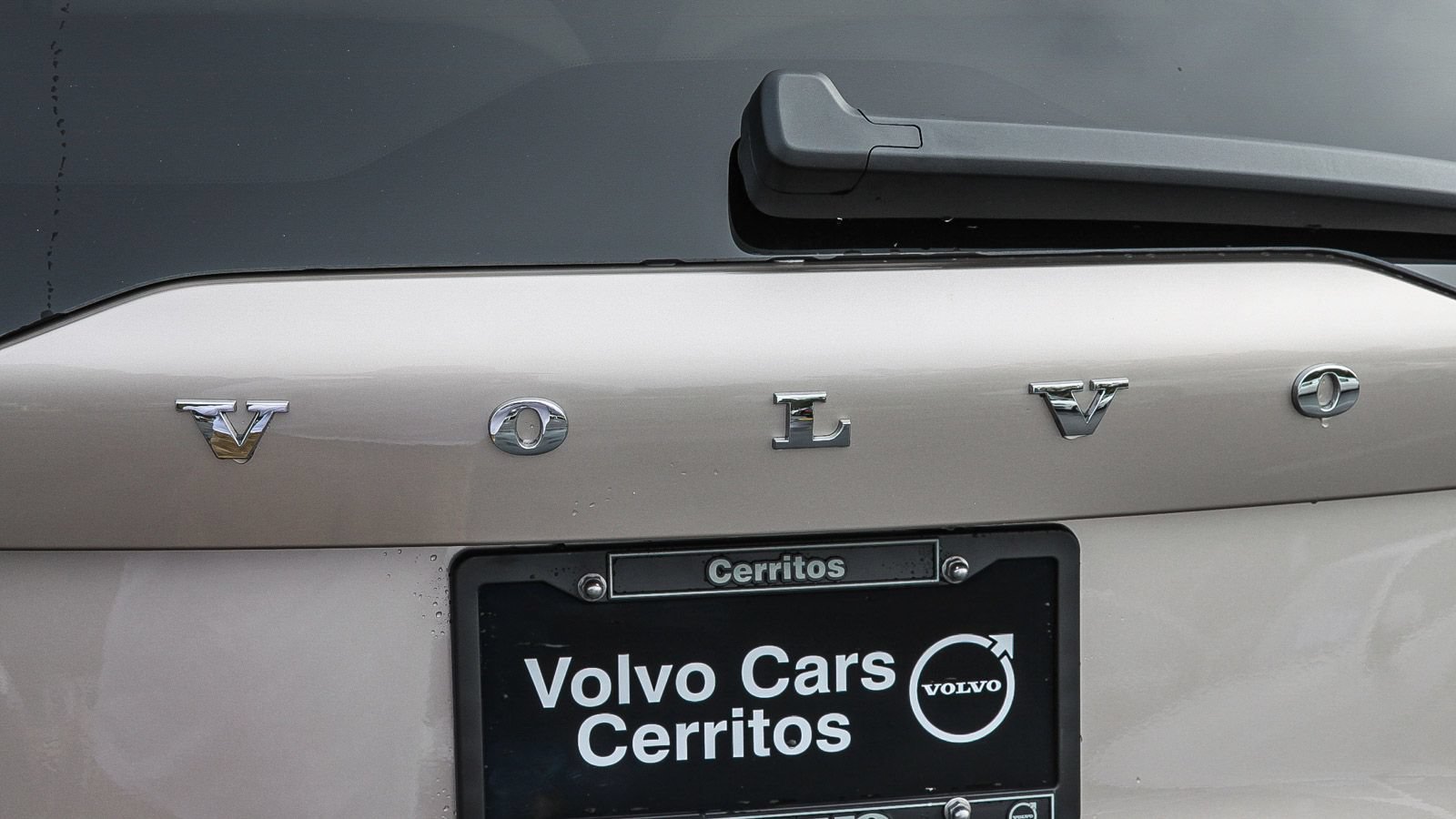 New 2026 Volvo XC90 T8 Plus w/ Protection Package Premier AWD/4WD image 10