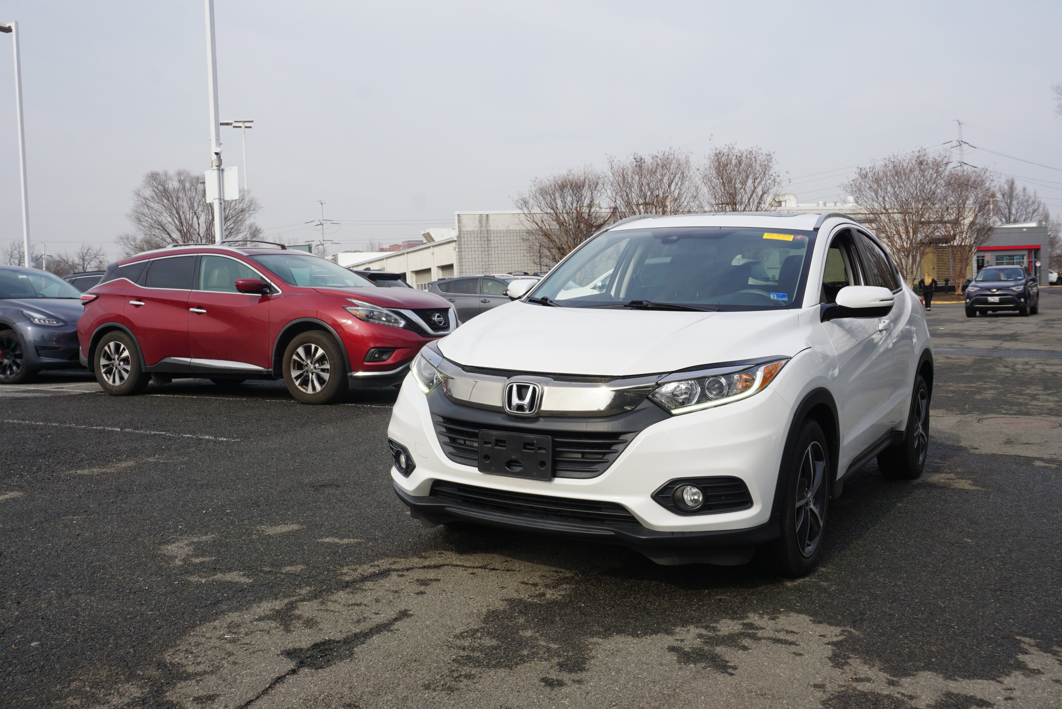 Used 2021 Honda HR-V EX image 1