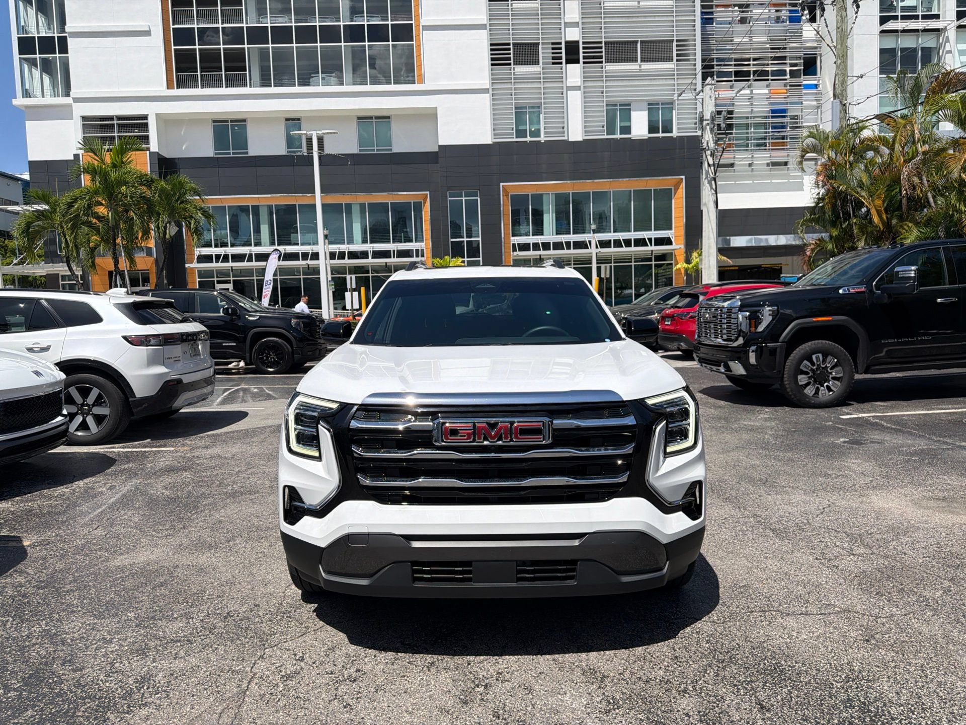 Used 2025 GMC Terrain Elevation w/ Elevation Premium Package AWD/4WD video 2