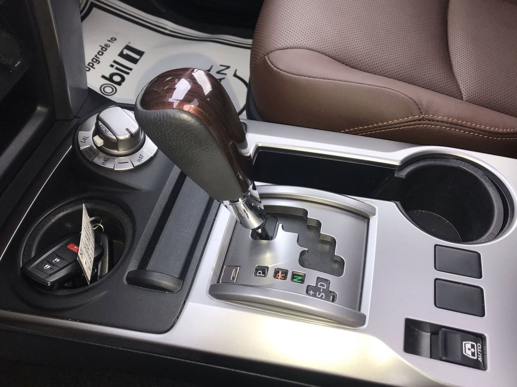 Used 2023 Toyota 4Runner Limited image 20