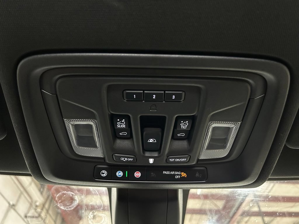 Used 2020 GMC Sierra 1500 AT4 w/ AT4 Premium Package AWD/4WD image 41