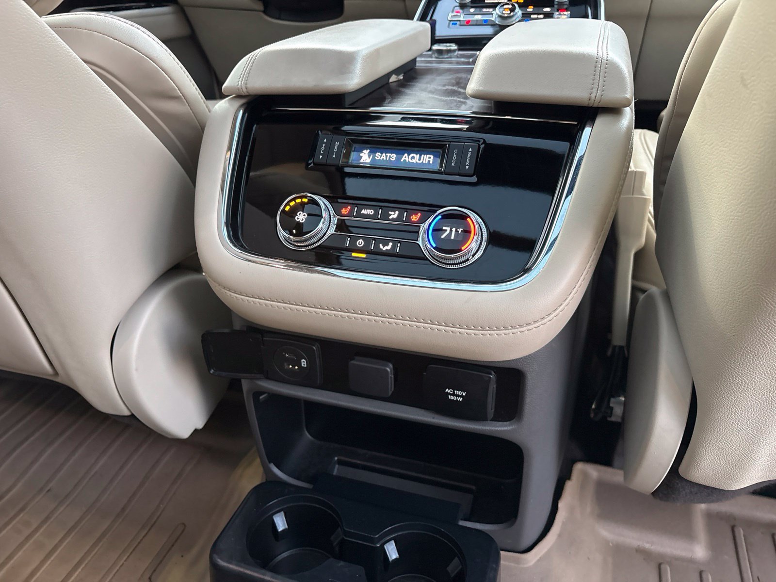 Used 2021 Lincoln Navigator Reserve AWD/4WD image 24