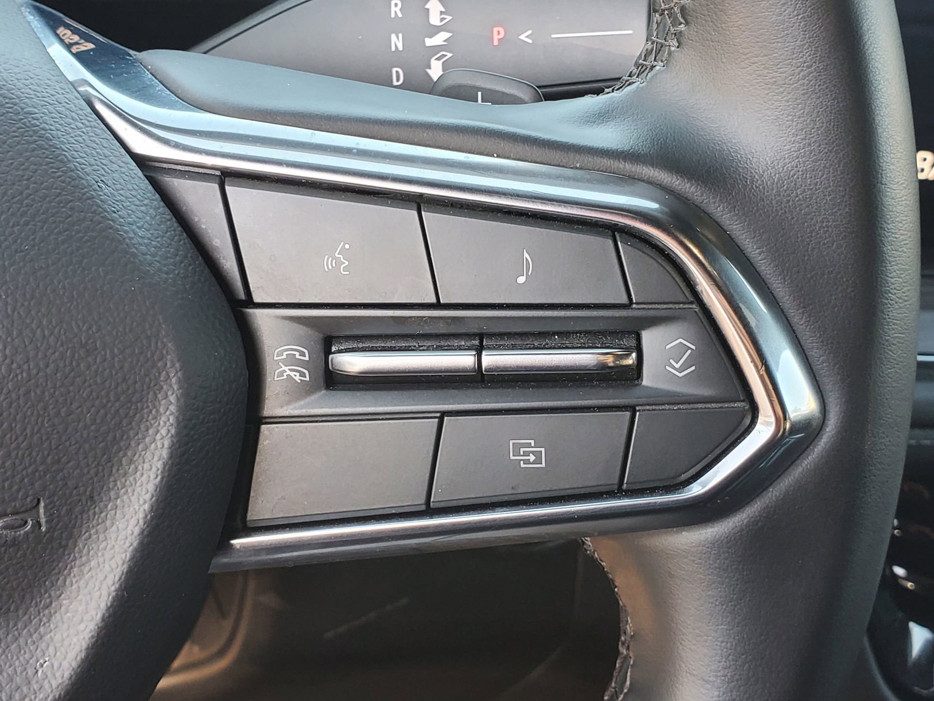 Used 2025 Chevrolet Tahoe Z71 image 24