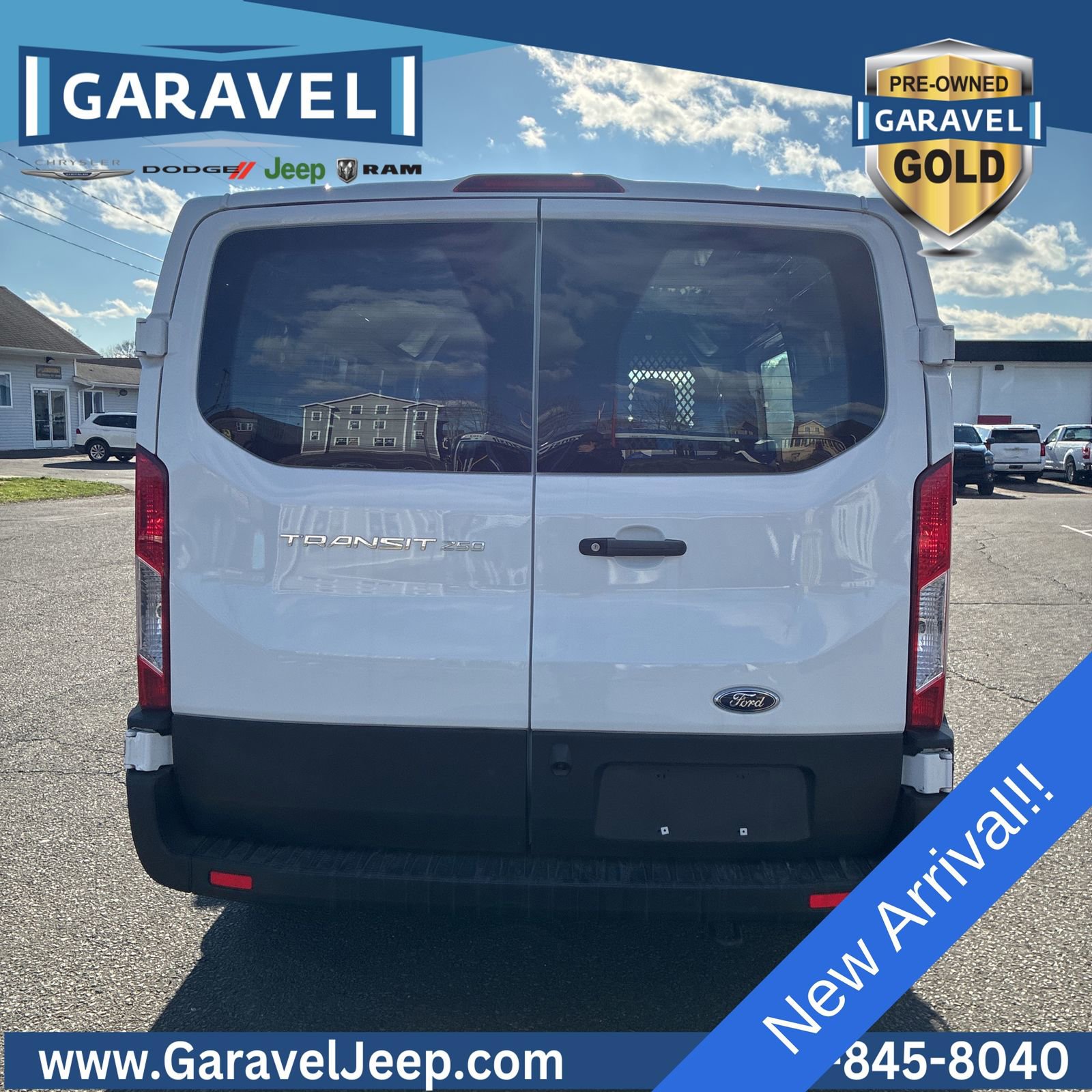 Used 2024 Ford Transit 250 Low Roof w/ Exterior Upgrade Package image 4
