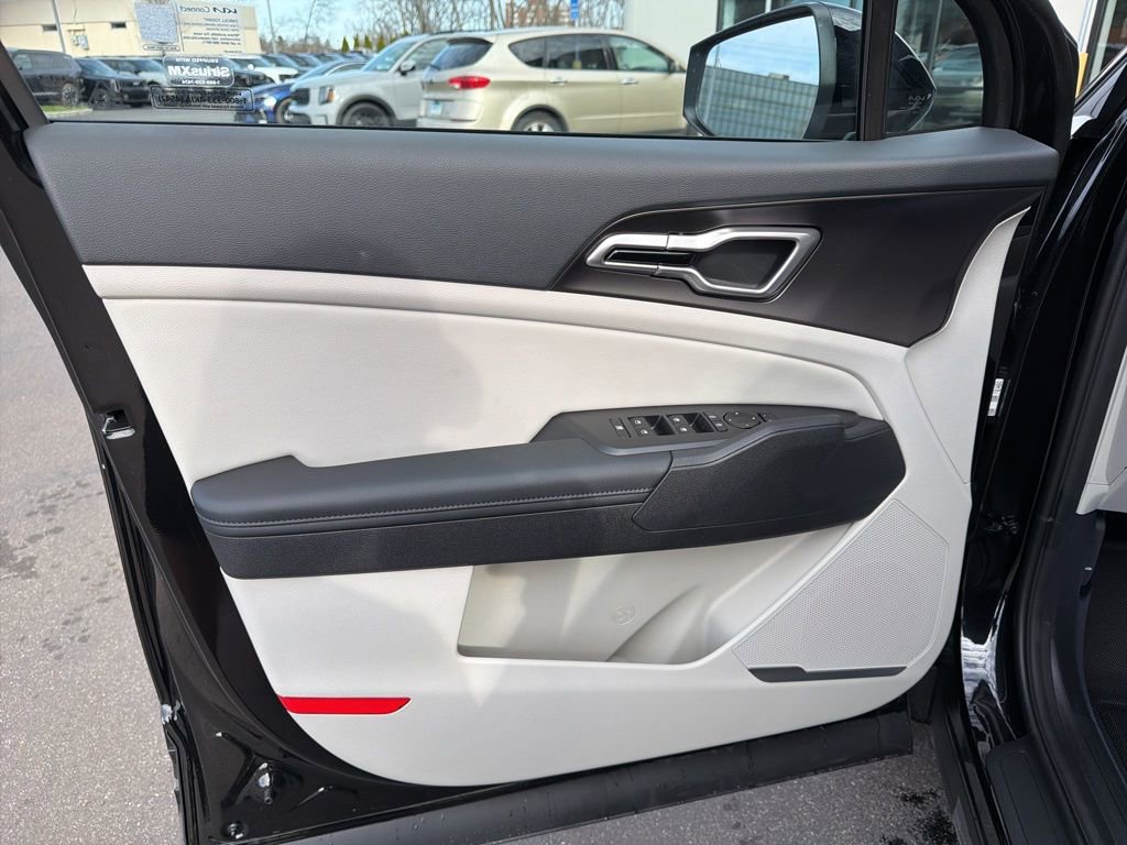 New 2026 Kia Sportage EX image 28
