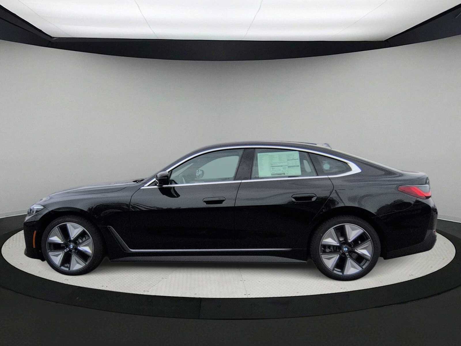 New 2026 BMW i4 xDrive40i w/ Premium Package AWD/4WD image 5