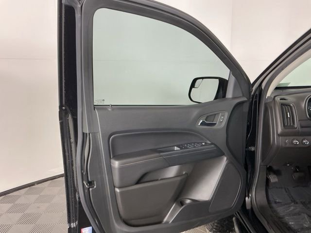 Used 2022 GMC Canyon AT4 image 11