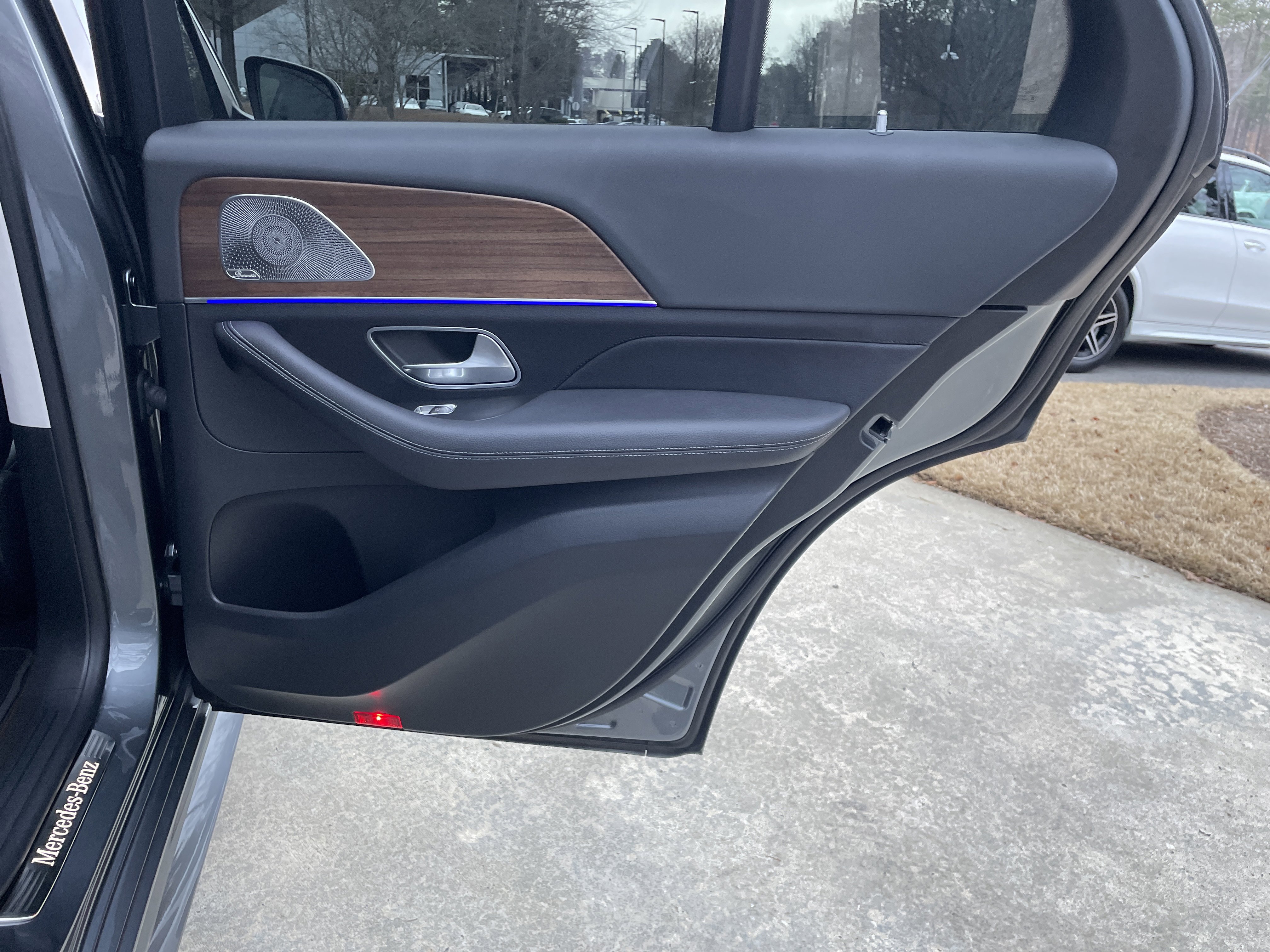 Certified 2025 Mercedes-Benz GLE 350 4MATIC image 42