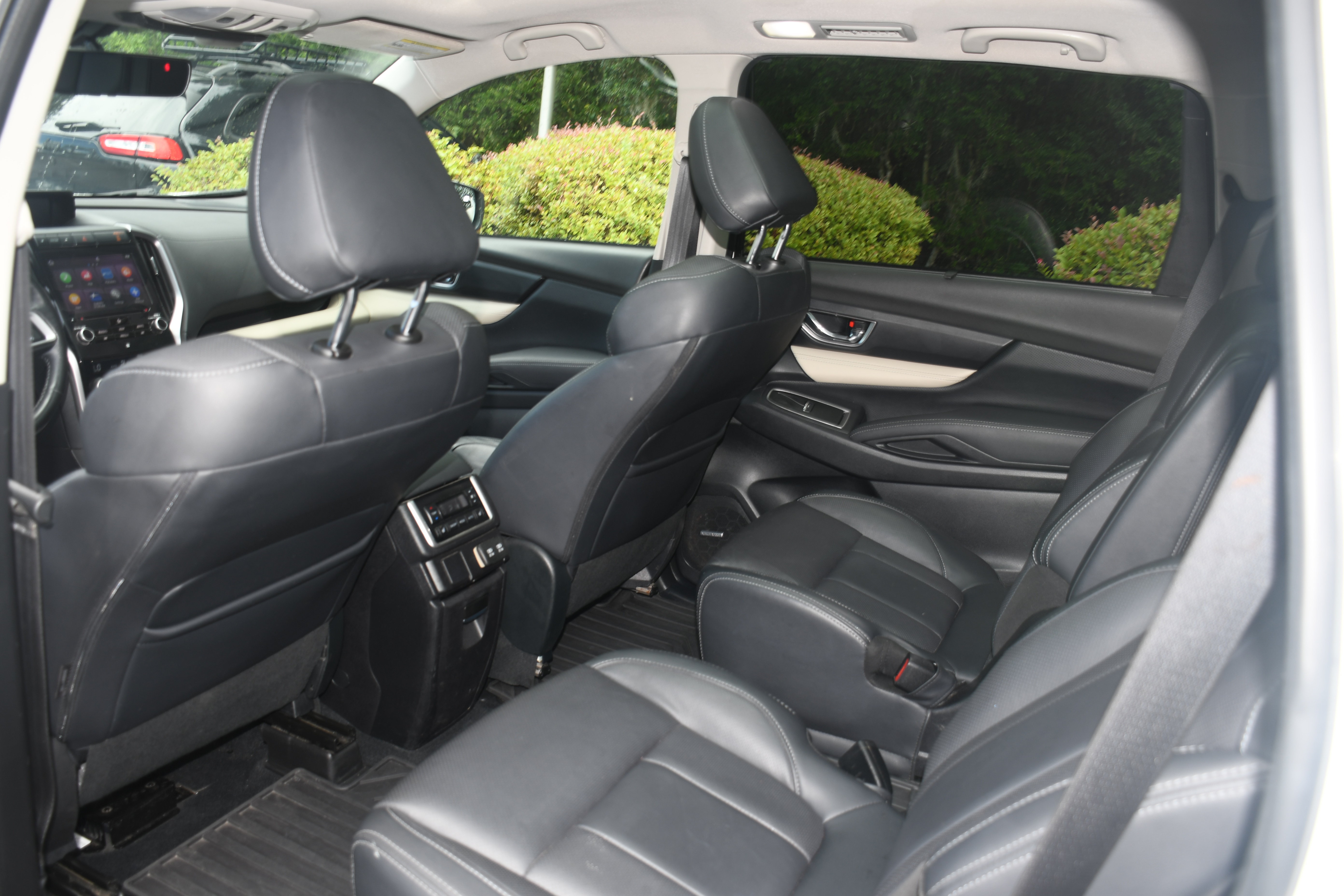 Used 2020 Subaru Ascent Limited w/ Technology Package AWD/4WD image 18