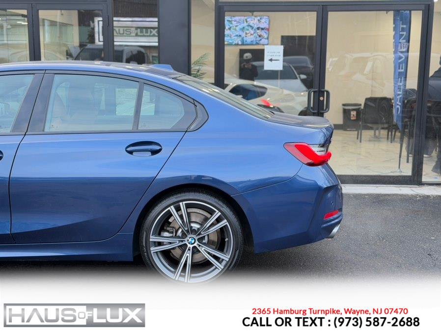 Used 2023 BMW 330i xDrive Sedan w/ Premium Package AWD/4WD image 8