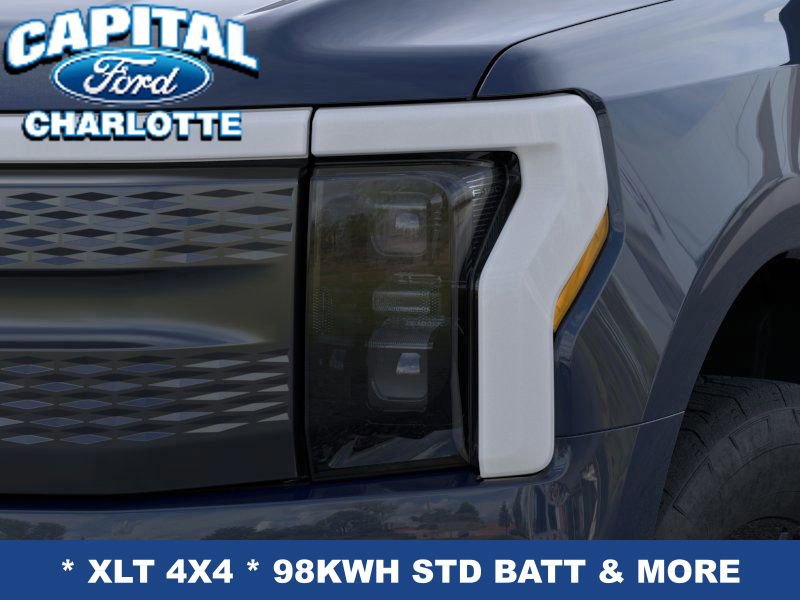 New 2025 Ford F150 Lightning XLT image 19