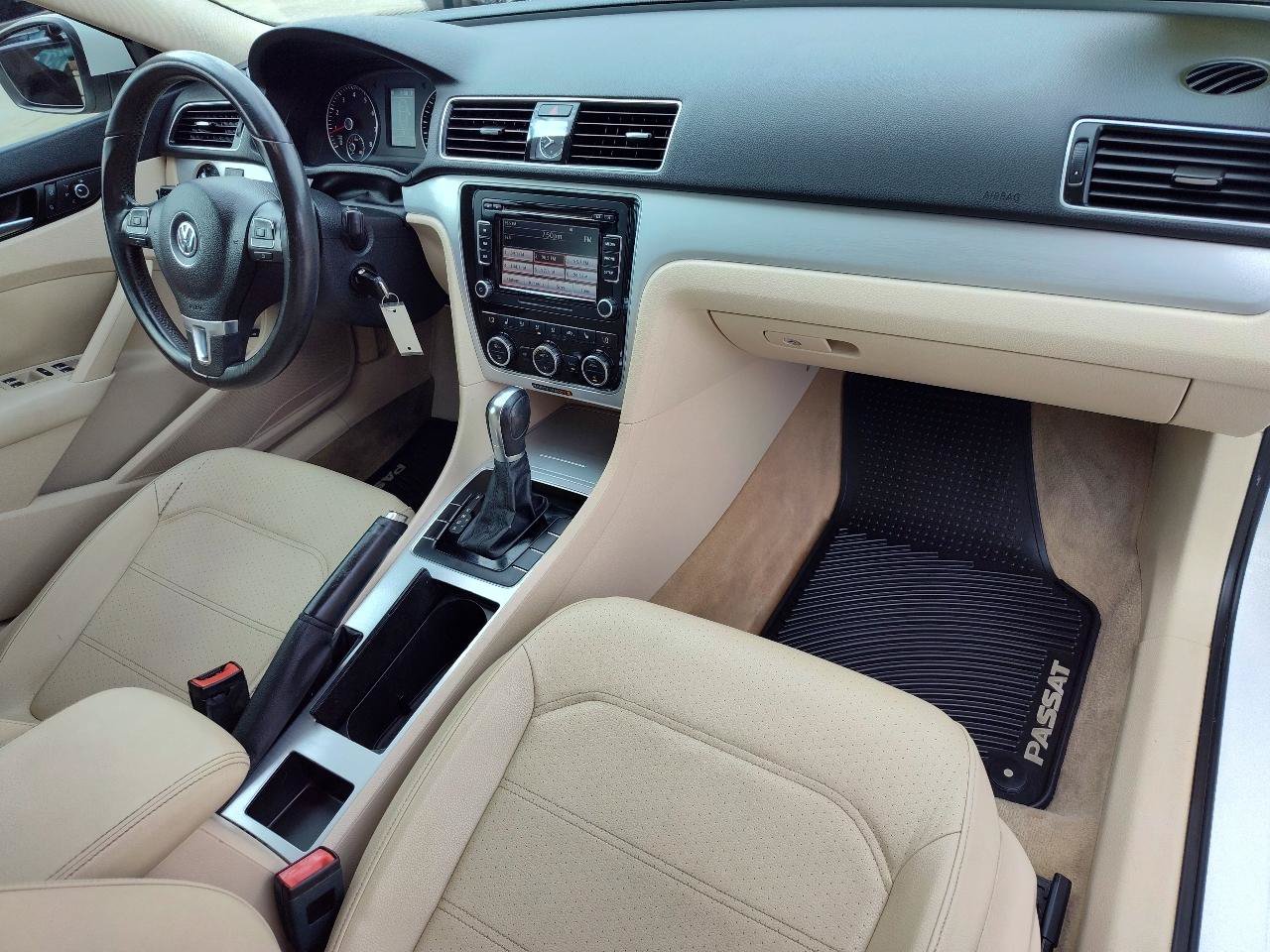 Used 2012 Volkswagen Passat 2.5 SE FWD image 40