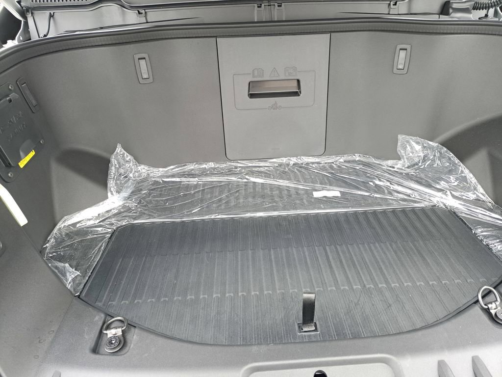 New 2025 Ford F150 Lightning Flash image 15