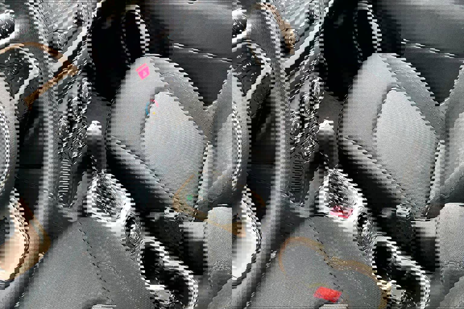 Used 2017 Jeep Renegade Sport w/ Power & Air Group FWD image 17