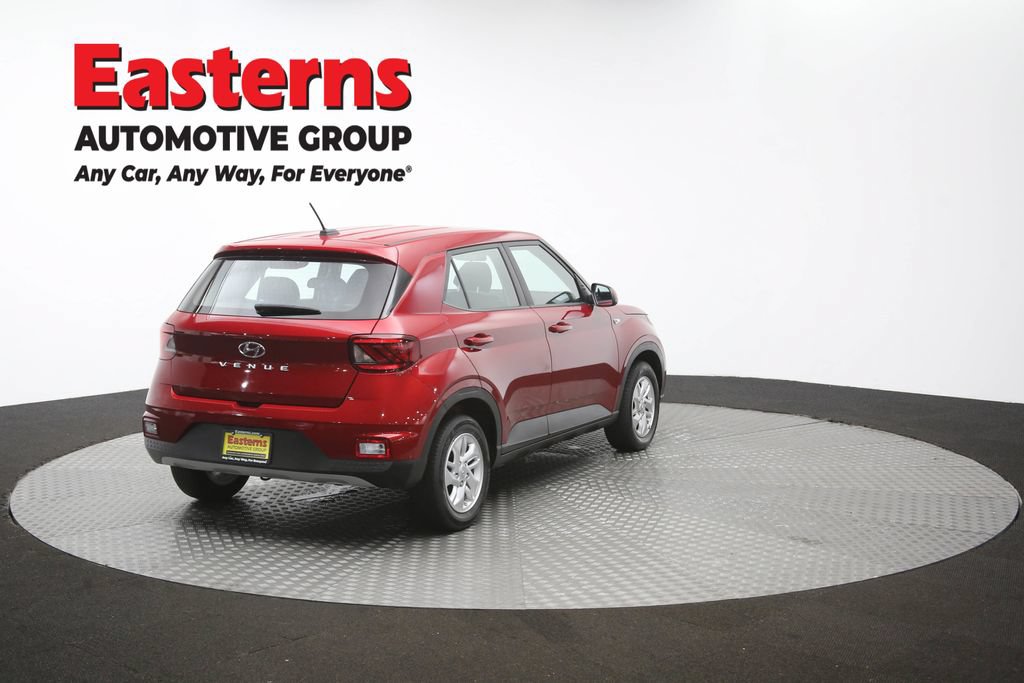 Used 2025 Hyundai Venue SE FWD image 38