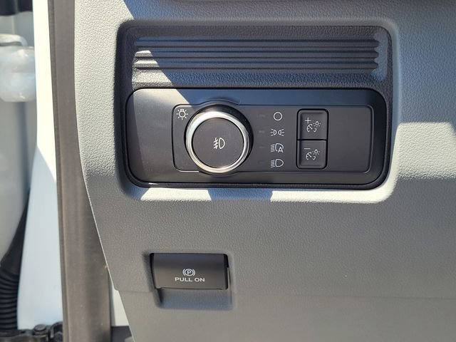 New 2024 Ford F450 XL w/ XL Chrome Package RWD image 9