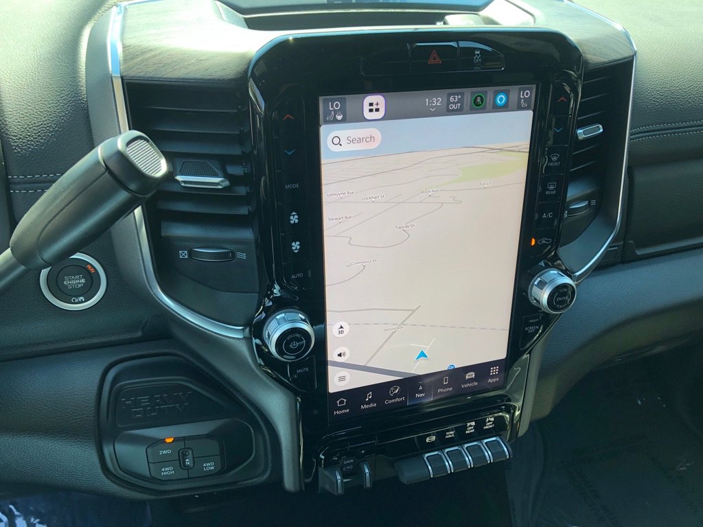 Used 2026 RAM 2500 Laramie image 32