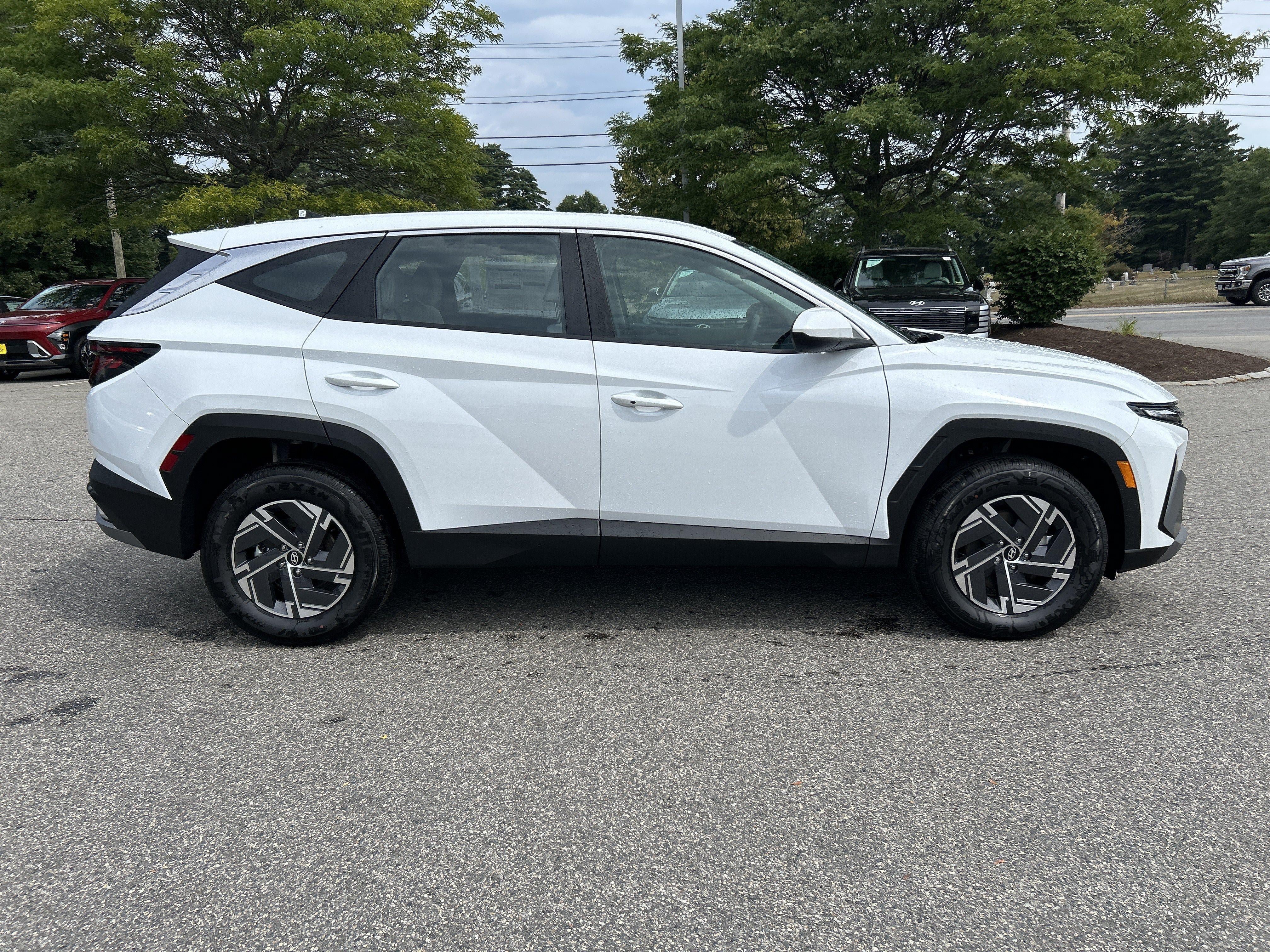 New 2026 Hyundai Tucson Blue SE AWD/4WD image 30