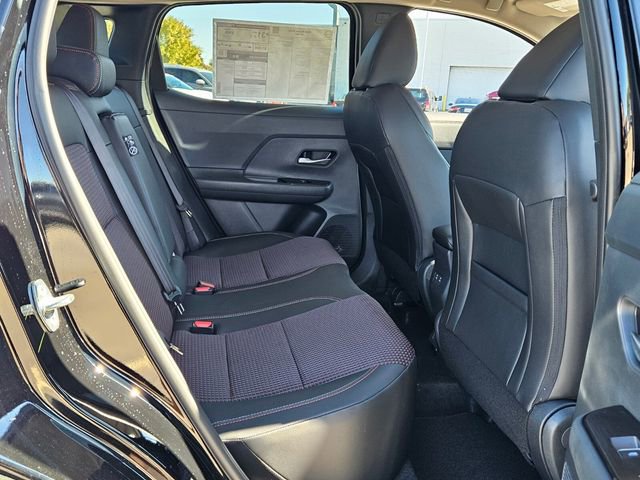 New 2026 Nissan Kicks SR image 16