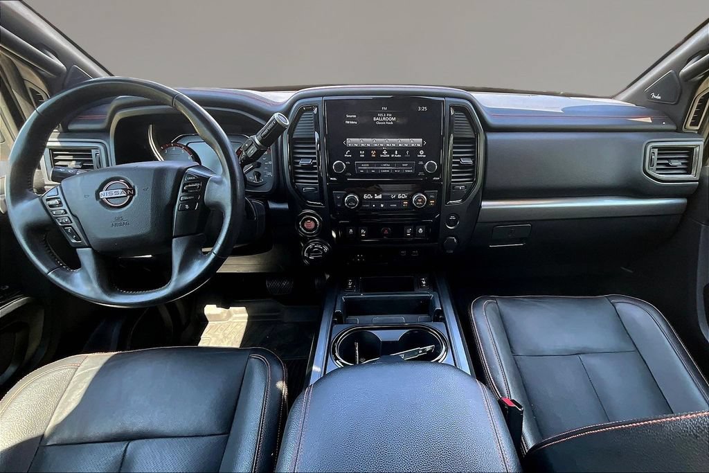 Used 2023 Nissan Titan PRO-4X w/ Pro-4x Convenience Package AWD/4WD image 8