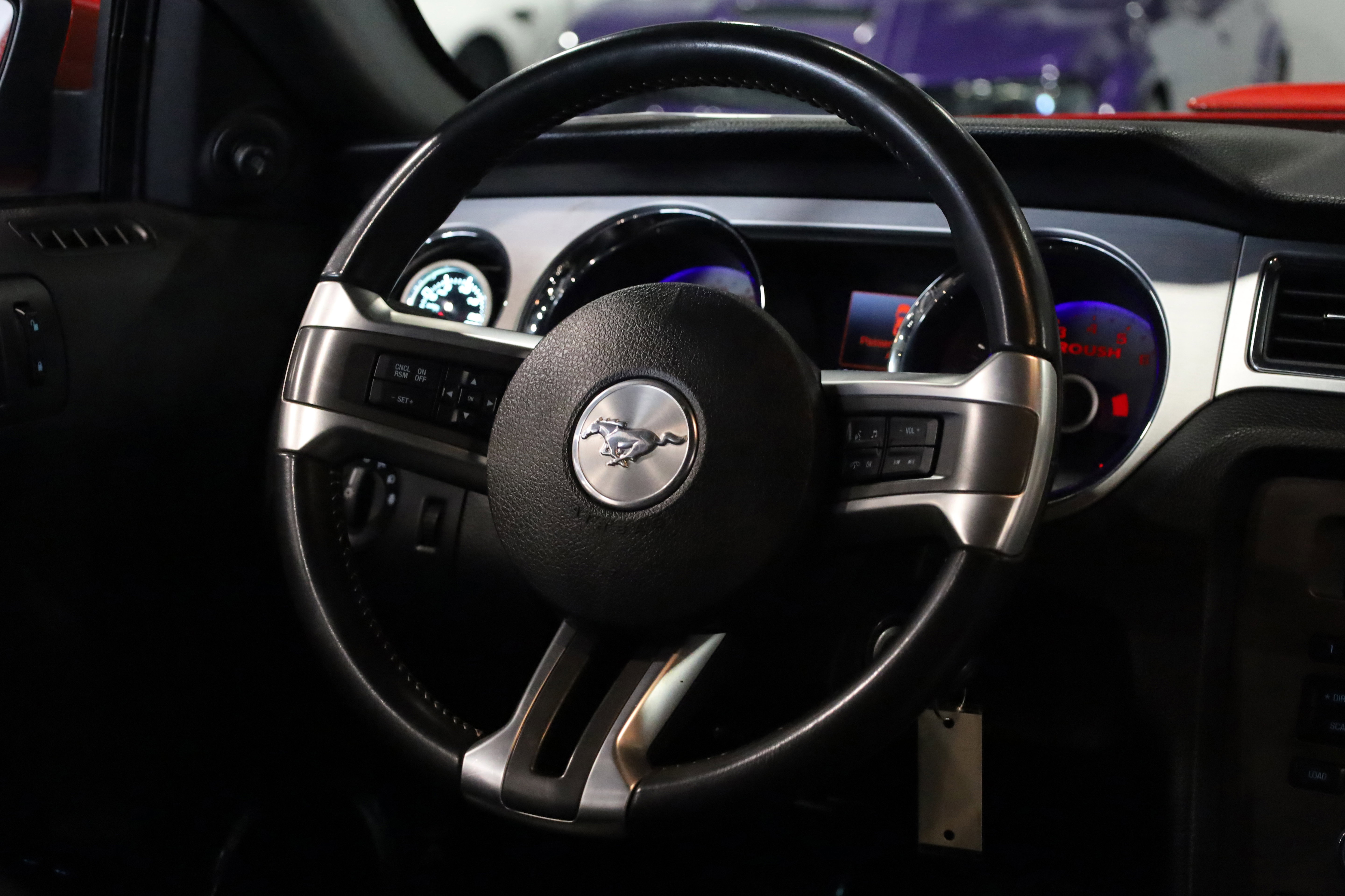 Used 2014 Ford Mustang GT Premium image 25