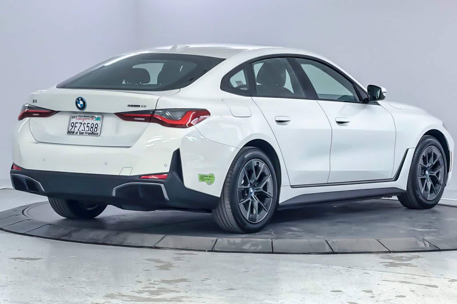 Used 2023 BMW i4 eDrive35 w/ Premium Package RWD image 2