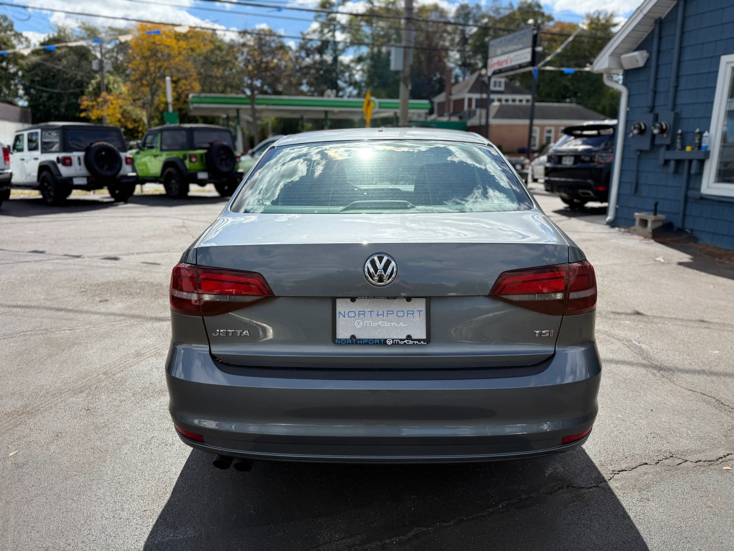 Used 2018 Volkswagen Jetta S image 9