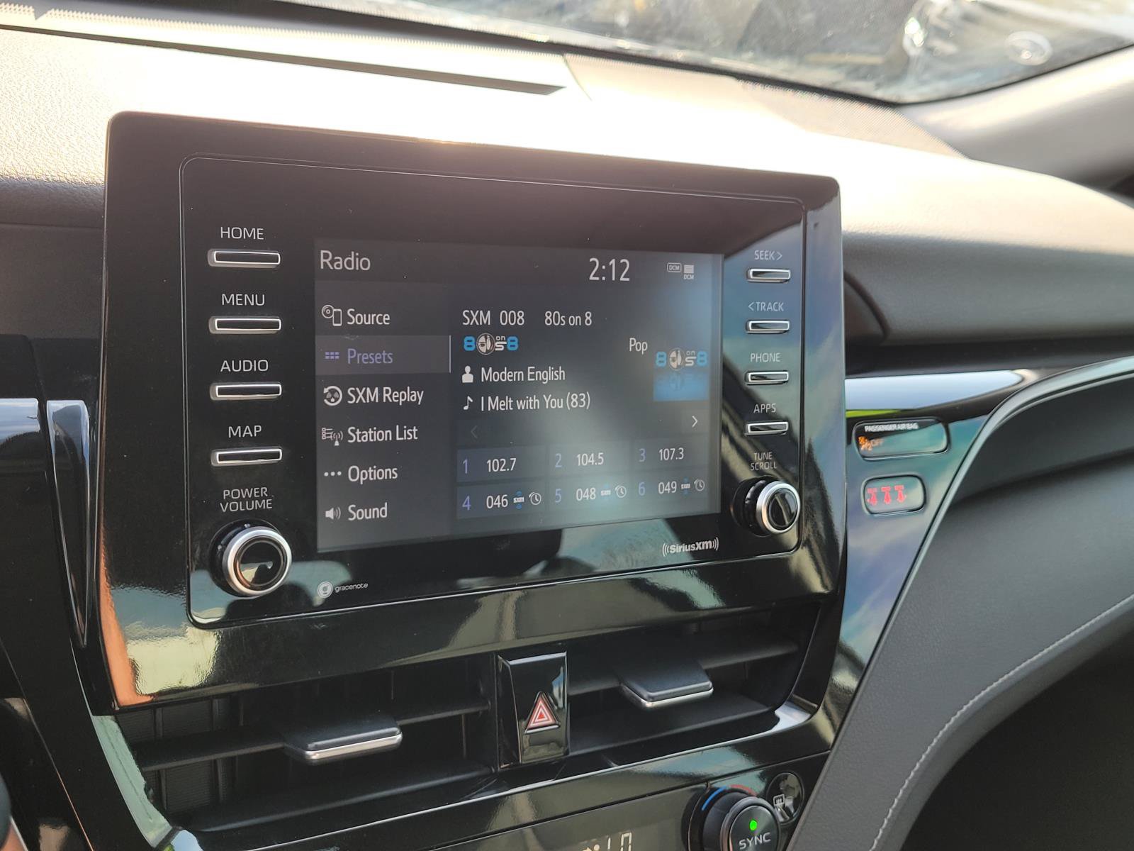 Used 2023 Toyota Camry SE FWD image 11