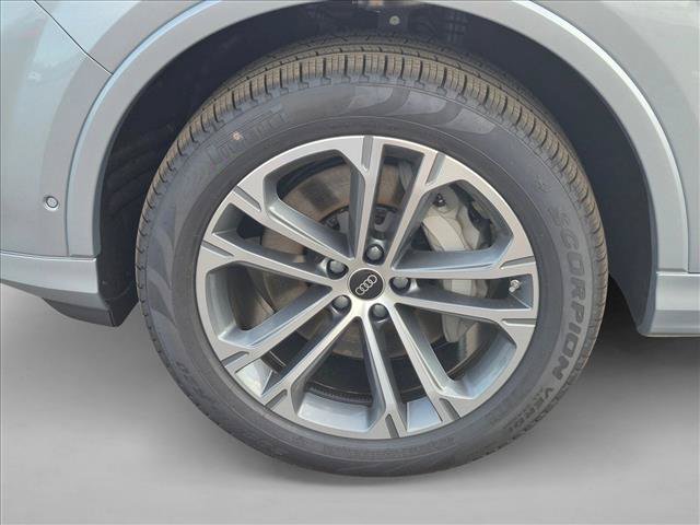 New 2026 Audi Q7 2.0T Premium Plus AWD/4WD image 9
