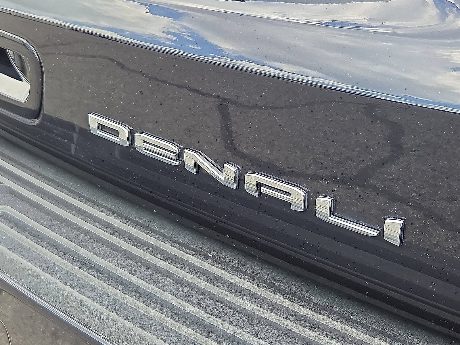 Used 2023 GMC Yukon Denali w/ Max Trailering Package AWD/4WD image 15