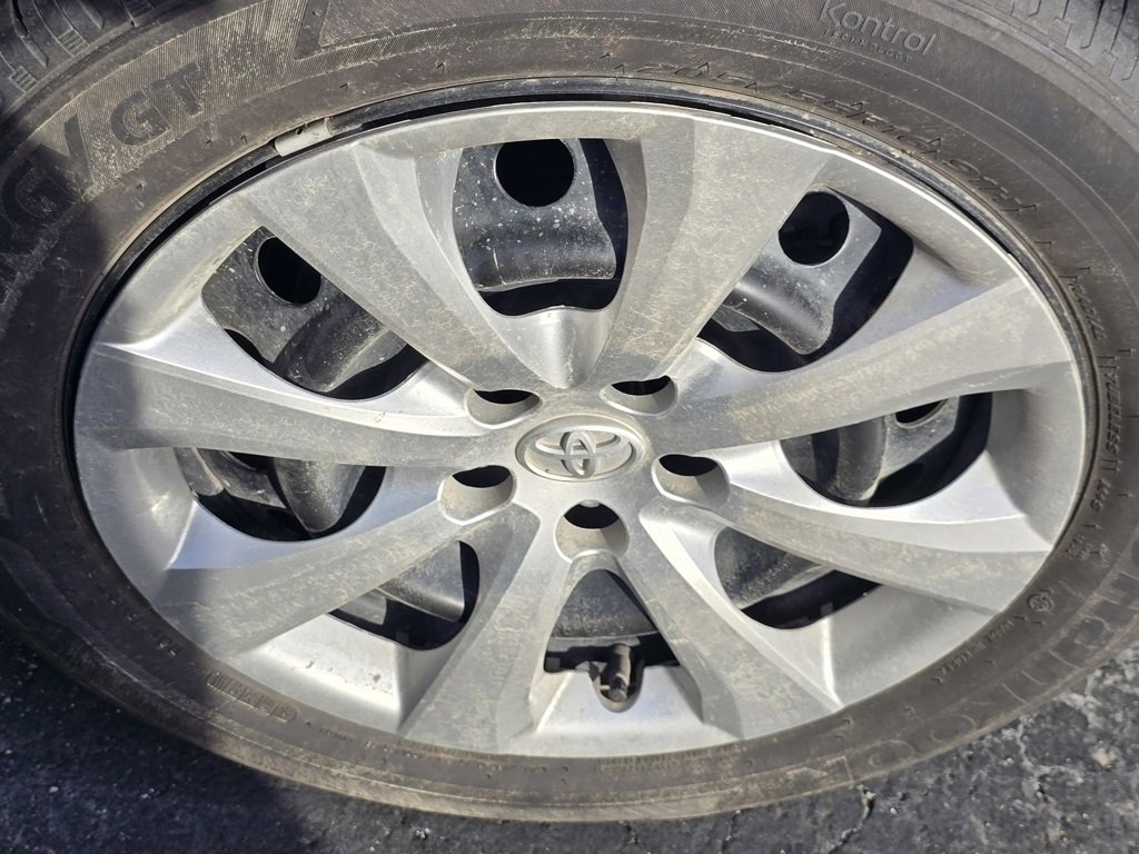 Certified 2025 Toyota Corolla LE image 10