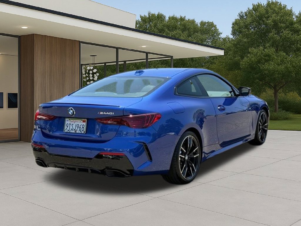 Used 2026 BMW M440i Coupe w/ Premium Package RWD image 8