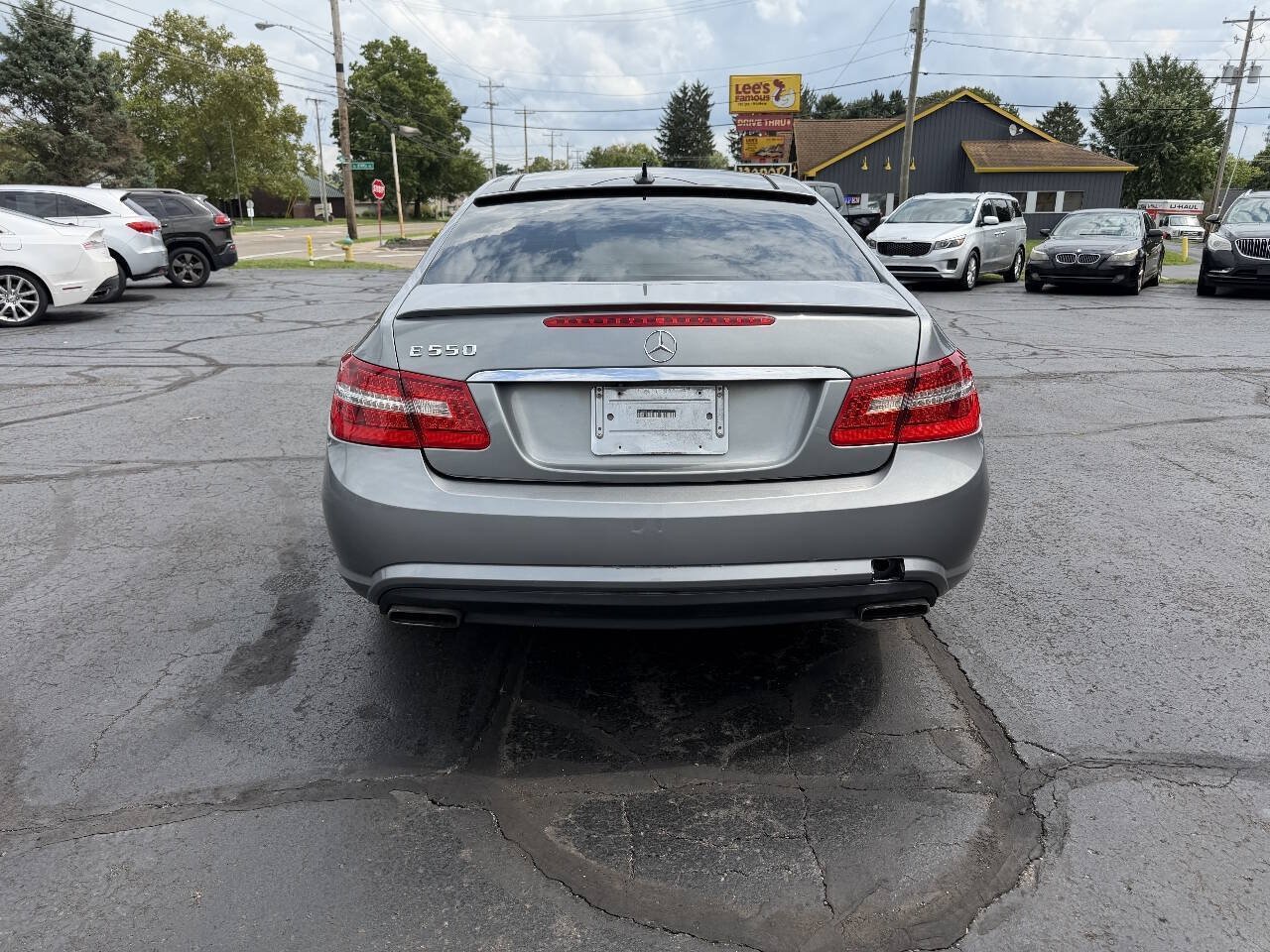 Used 2011 Mercedes-Benz E 550 Coupe image 9