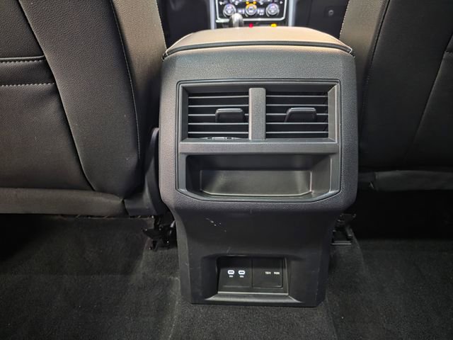 Certified 2022 Volkswagen Atlas Cross Sport SE w/ Panoramic Sunroof Package image 29