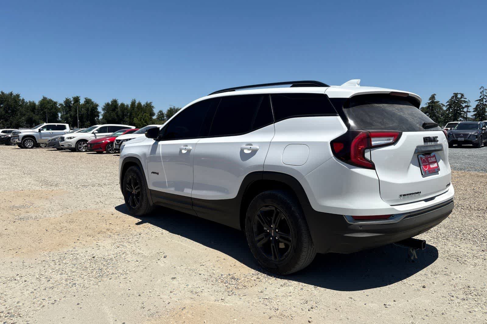 Used 2024 GMC Terrain AT4 w/ Tech Package AWD/4WD image 7
