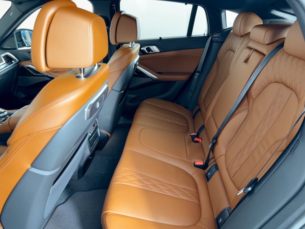 New 2027 BMW X6 xDrive40i w/ Executive Package AWD/4WD image 25