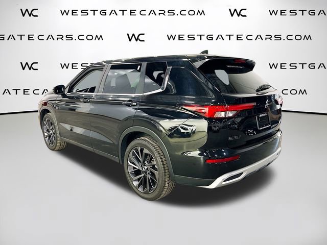 Used 2022 Mitsubishi Outlander SE image 5