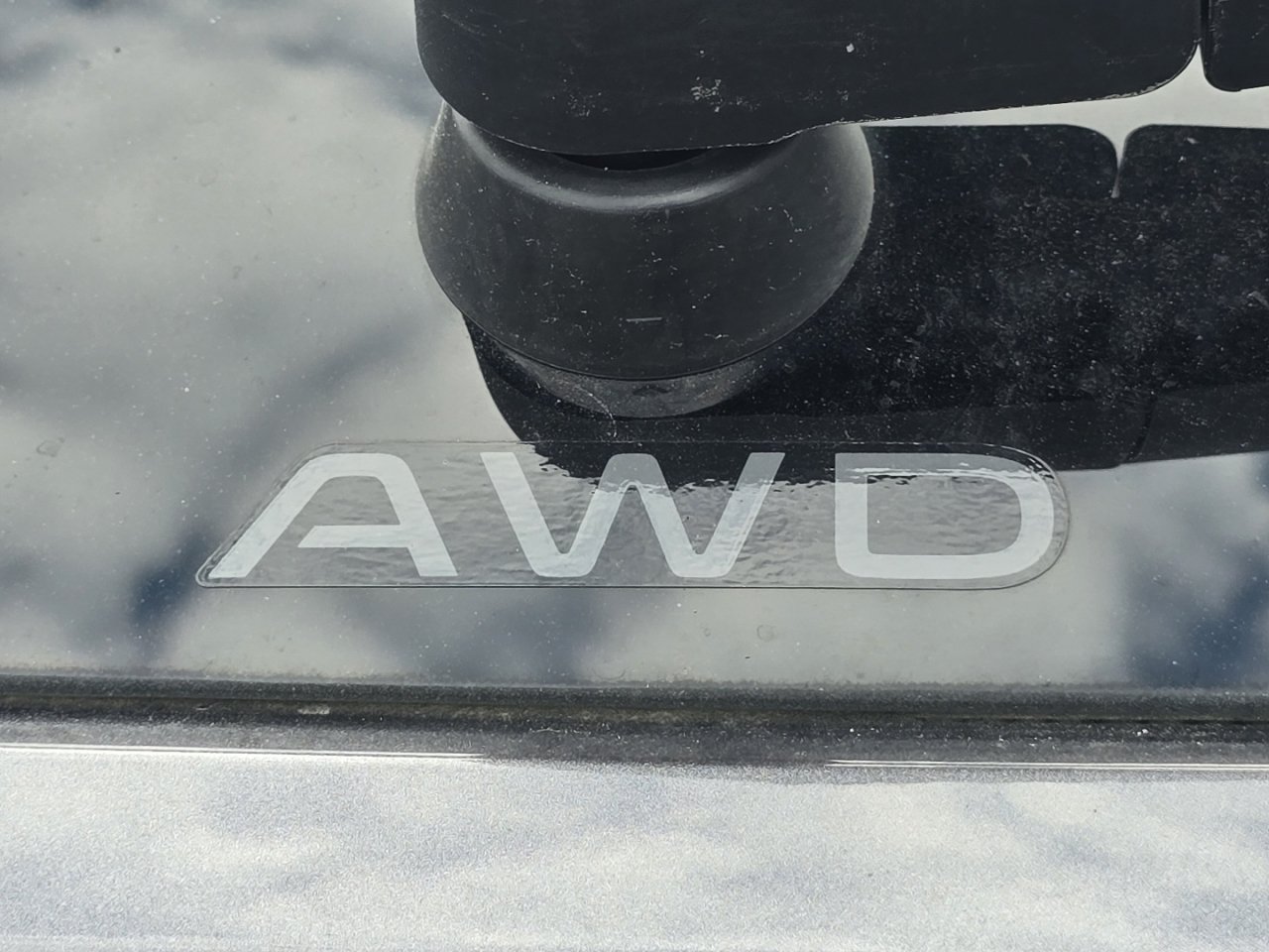 Used 2025 Honda HR-V EX-L image 6