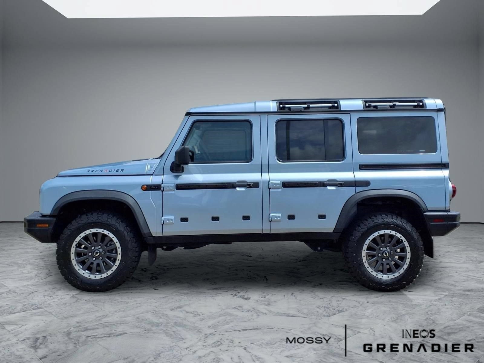 Used 2025 INEOS Grenadier Station Wagon AWD/4WD image 5