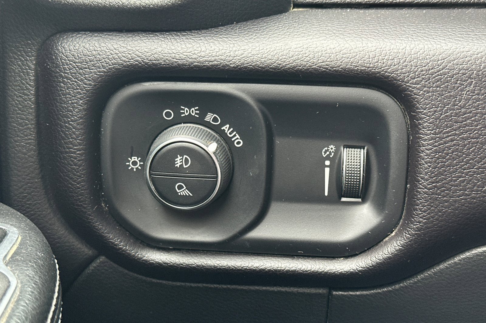 Used 2023 RAM 3500 Big Horn w/ Level 1 Equipment Group image 39