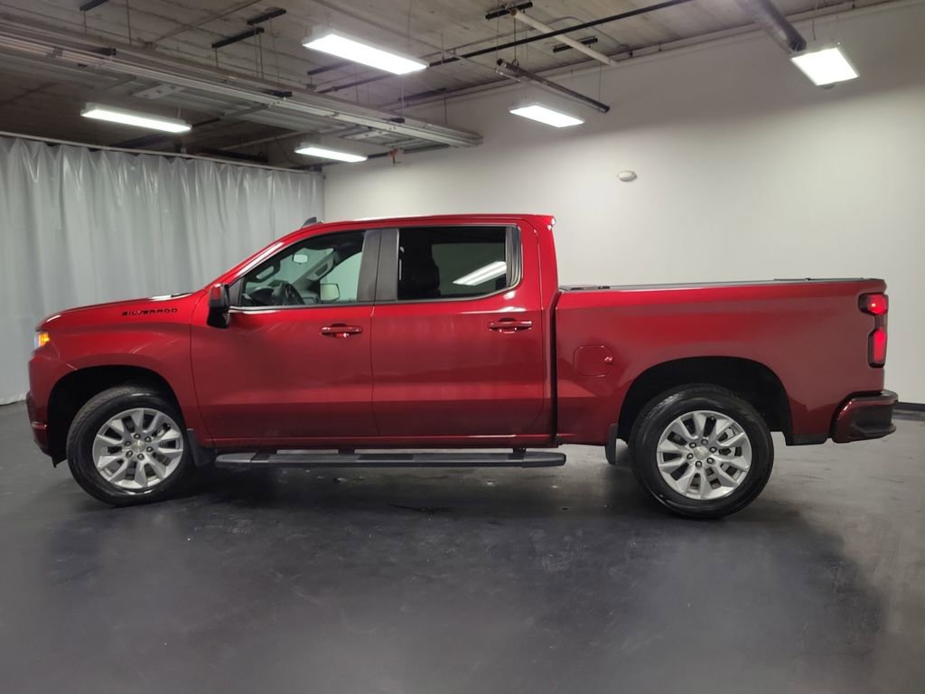 Used 2021 Chevrolet Silverado 1500 Custom w/ LPO, Dark Essentials Package image 5