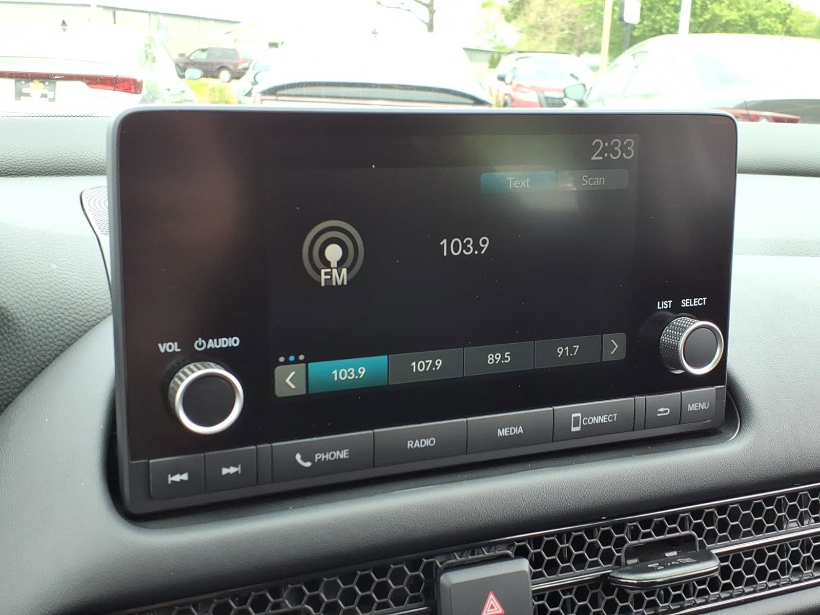 Certified 2025 Honda HR-V LX image 17
