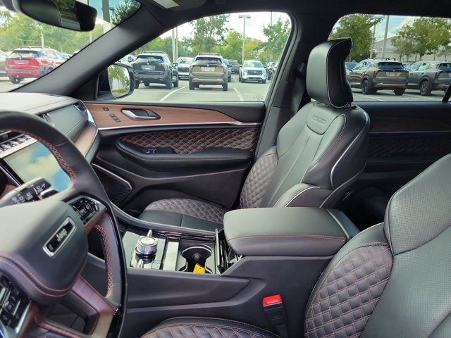 Used 2025 Jeep Grand Cherokee L Summit w/ Obsidian Package AWD/4WD image 18