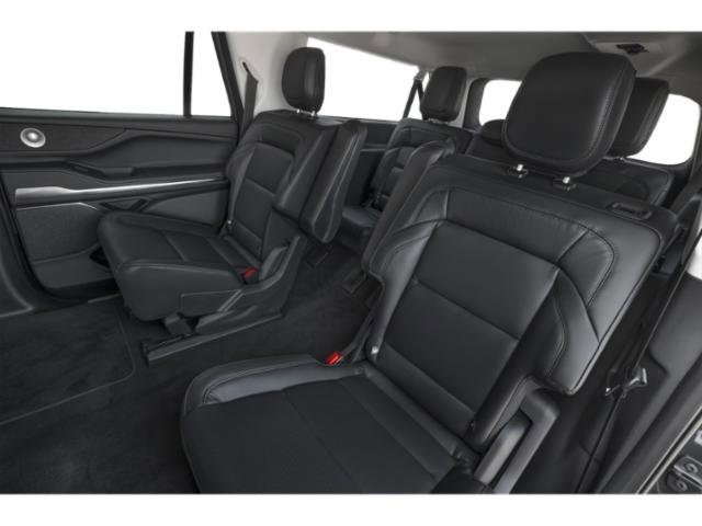 New 2026 Lincoln Navigator L Premier AWD/4WD image 15