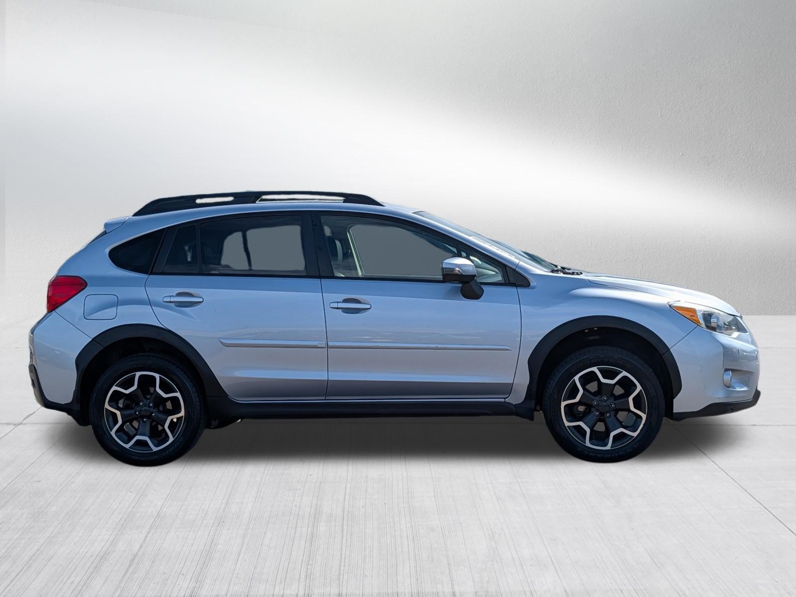 Used 2015 Subaru Crosstrek 2.0i Limited AWD/4WD image 6