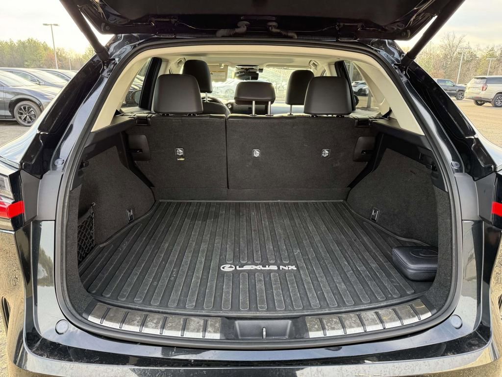 Used 2024 Lexus NX 300h AWD w/ Luxury Package image 29
